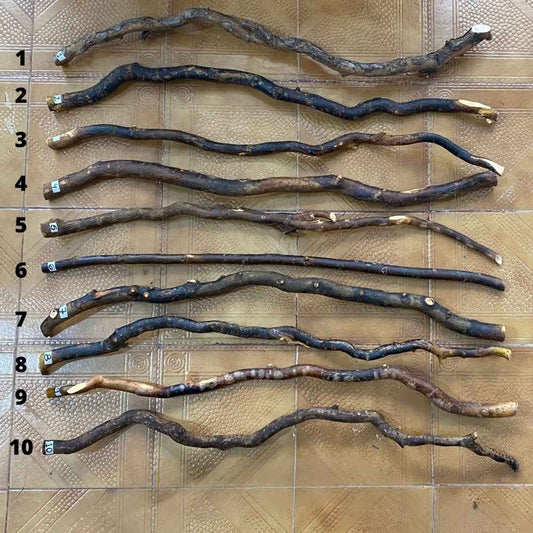 Branche de saule coupée naturelle pour décoration suspendue, 46 pouces (118 cm), prête à l'emploi - Similaire au bois flotté, parfaite pour les espaces bohèmes et rustiques