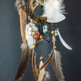 Crystal Gifts for Friend – Healing Dreamcatcher with 13 Gemstones, Earth Shamanic Wall Art for Sleep, Energy Cleansing & Spiritual Decor