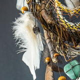 Crystal Gifts for Friend – Healing Dreamcatcher with 13 Gemstones, Earth Shamanic Wall Art for Sleep, Energy Cleansing & Spiritual Decor