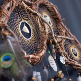 Attrape-rêves en bois de saule fait à la main avec des pierres semi-précieuses pour la protection