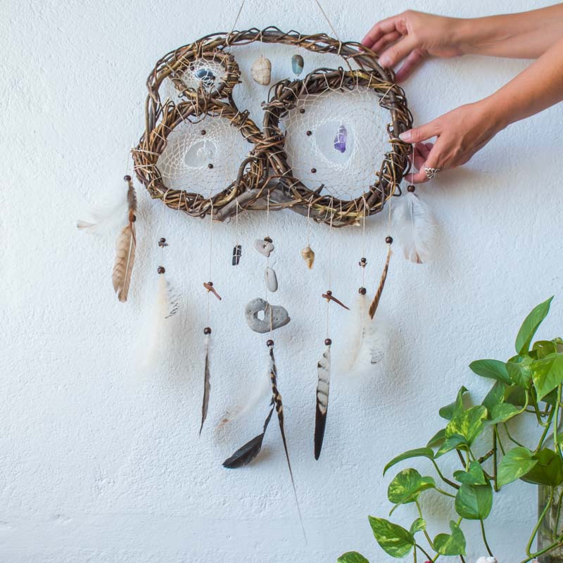 Hag stones dreamcatcher Crystal wall art, Protection crystal Dream catchers for bedroom, Authentic healing stones, Earthy wall art gift - ArMoniZar