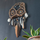 Real Dreamcatcher Medicine – Shamanic Wall Collage with 12 Healing Crystals, Willow Wood Structure, Authentic Ceremony Decor