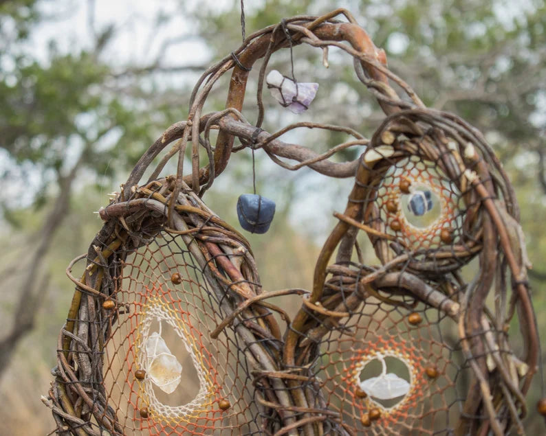 Crystal catcher spiritual artwork, unique home decor Dreamcatcher with healing stones for protection, Positive Energy Dream Catchers Crystal ArMoniZar