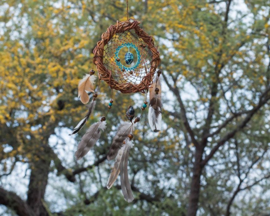 Handwoven Willow Wood Dreamcatcher with Healing Crystals - Traditional Native Art for Peaceful Home Decor ArMoniZar