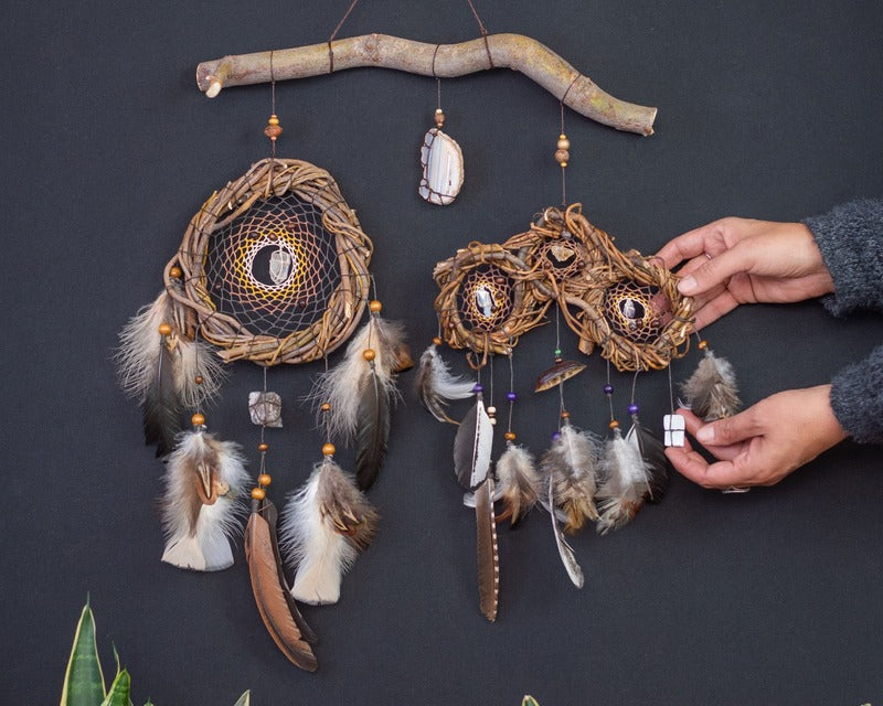 Set of Dreamcatchers with 7 Healing Gemstones, Including Agate | Eco-Friendly Driftwood for Spiritual & Protective Wall Decor