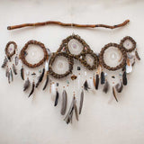 Attrape-rêves d'inspiration autochtone – Osier fait à la main pour la protection spirituelle – 19 cristaux de guérison et plumes de paon – Style bohème