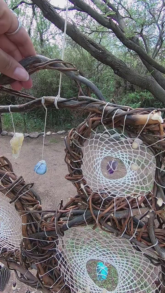 Crystal-Adorned Willow Dreamcatcher – Artisan Wall Hanging for Serenity, Energy Balance, and Restful Sleep
