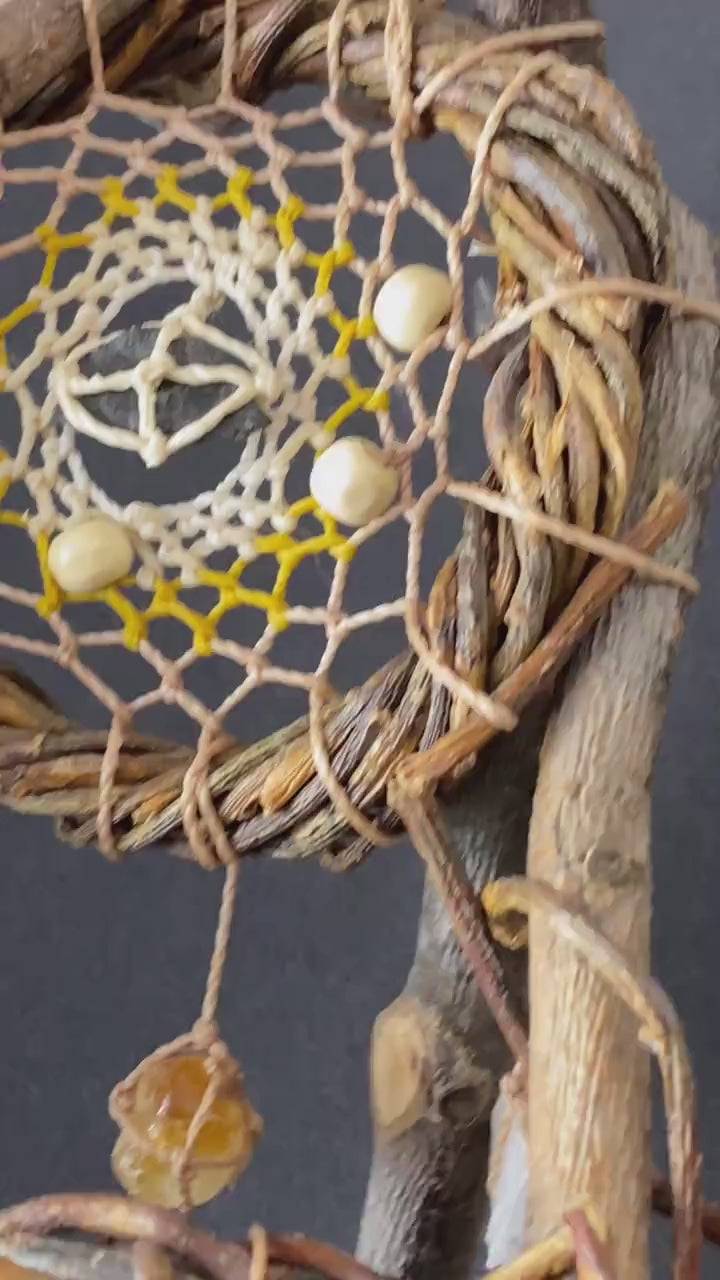 3D Chakra Dreamcatcher Duo – Light Earth Tones with 13 Healing Crystals, Boho Spiritual Mobile in 2 Sizes, Feathered Energy Decor Activo